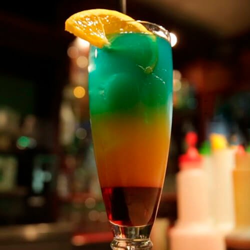 Coctel machu picchu peru tres colores